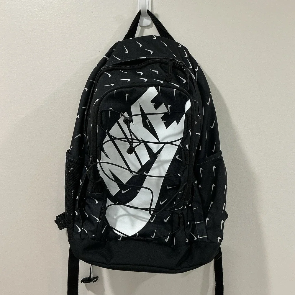 NIKE Sportswear Hayward Backpack SIZE 19
